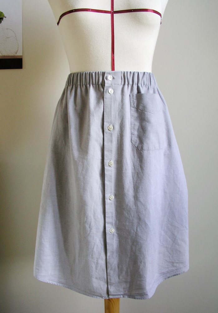 Falda hecha a partir de una camisa de caballero | Betsy Costura